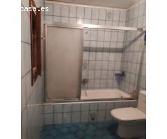 CASA DE 3 PLANTAS EN SAX CENTRO 276 m2