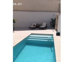 BONITO PAREADO EN PETRER CON PISCINA ZONA SALINETAS Y GARAJE