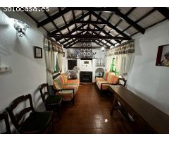 Chalet en Venta en La Carlota, Córdoba