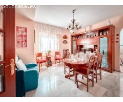 ????? Casa de Lujo en Exclusiva en San Rafael de la Albaida: Espacio, Elegancia y Vistas en Córdoba 