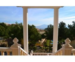Villa en Venta en la Nucia, Alicante