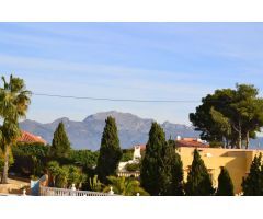 Villa en Venta en la Nucia, Alicante