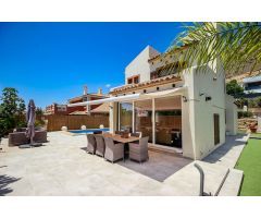 Magnífica villa en venta en Sierra Cortina