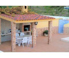 *Gran chalet pareado en Benidorm*