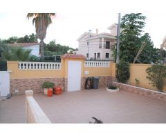 *Gran chalet pareado en Benidorm*