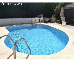 Chalet tradicional de 3 dormitorios, piscina, garage y parcela de 1000m2 en el corazón del Albir