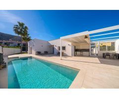 Fantástica villa en el Albir con gran parcela