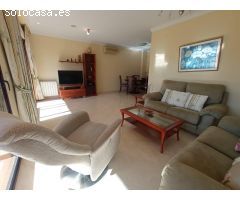 Espacioso piso de 100m2 de 2 dormitorios, 2 baños a 400m de Playa Albir