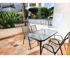 *Apartamento de 2 dormitorios, 2 baños, piscina climatizada y garaje a 1.5km de Alfaz pueblo*