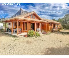 Encantadora vivienda en Finestrat con vistas al Puig Campana