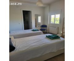 Alquiler de chalet de temporada 2 viviendas de 2 habitaciones reformado con piscina y parking