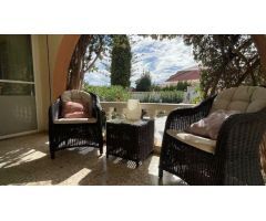 * Chalet de 2 habitaciones (posible 3), reformado, con parking en La Nucía *