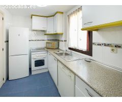 Apartamento de esquina de 2 dormitorios, 2 baños, piscina y plaza garage a 750m de Playa Albir