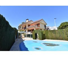 Chalet en venta en Cuatro Plumas-La Cumbre