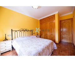 CHALET CON IMPRESIONANTES VISTAS Y CON PARCELA