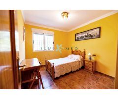 CHALET CON IMPRESIONANTES VISTAS Y CON PARCELA