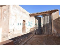 CASA  EN LA AZOHIA PARA REFORMAR