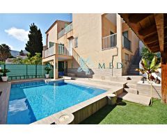 CHALET SEMIADOSADO CON PISCINA EN BOLNUEVO