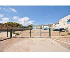 SOLAR EN PRIMERA LÍNEA EN LA AZOHÍA