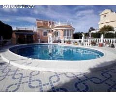 PRECIOSO CHALET DE 3 DORMITORIOS Y 3 BAÑOS EN CAMPOSOL A