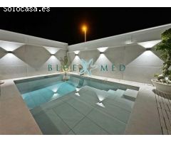 FANTÁSTICO CHALET CON PISCINA PROPIA EN EL ALAMILLO