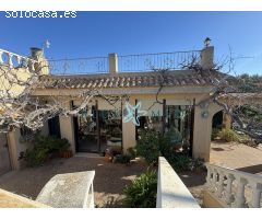 Encantadora casa de campo con excepcionales espacios exteriores