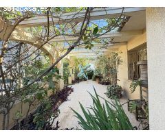 Encantadora casa de campo con excepcionales espacios exteriores