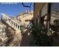 Encantadora casa de campo con excepcionales espacios exteriores