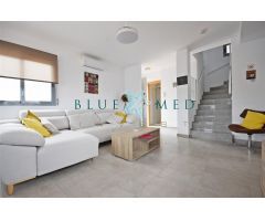 PRECIOSO CHALET CON AMPLÍSIMA PARCELA EN ESQUINA