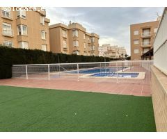 VIVIENDA EN BAJO EN LA ZONA DE LA LOMA