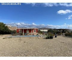 Casa con terreno en venta en diseminado Zurraderas