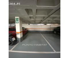 Plaza de parking grande