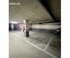 Plaza de Parking Grande en Finca Señorial