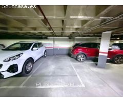 Plaza de Parking Grande en Finca Señorial de la Sagrada Familia