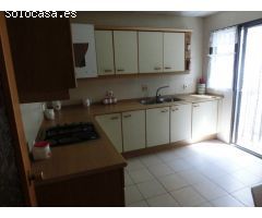 Chalet adosado, 120 m2, con 3 dormitorios dobles. A 100 M DEL PASEO Y PLAYAS