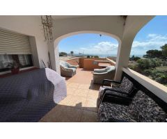 CHALET  CON JARDIN A TAN SOLO 50 M DEL MAR