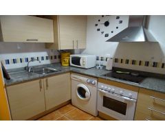 Piso de 67 m2, con 2 dormitorios, 2 baños. MEJOR QUE NUEVO
