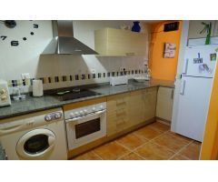 Piso de 67 m2, con 2 dormitorios, 2 baños. MEJOR QUE NUEVO