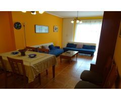 Piso de 67 m2, con 2 dormitorios, 2 baños. MEJOR QUE NUEVO