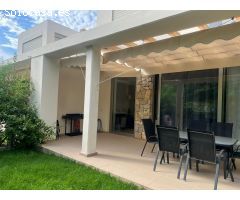 SE VENDE VILLADE LUJO EN 1 LINEA PLAYA PARAISO