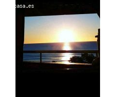 Piso con terraza en primera linea de playa