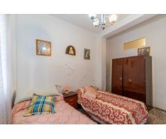 Casa de pueblo para reformar en el centro de Fortuna