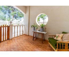 CASA EN PLANTA BAJA EN ESQUINA