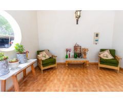 CASA EN PLANTA BAJA EN ESQUINA