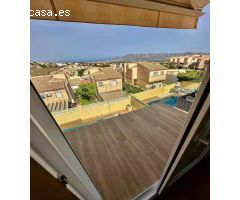 CHALET CON PISCINA CLIMATIZADA  EN LA NUCIA