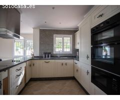 SE VENDE UNA VILLA EN LA NUCIA