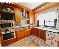 SE VENDE CHALET DE 4 HABITACIONES CON PISCINA PRIVADA