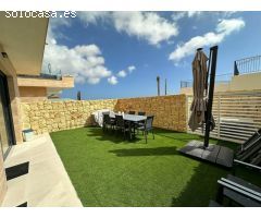 SE ALQUILA NUEVO PISO CON GRAN TERRAZA Y VISTAS