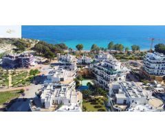 DUPLEX DE LUJO CON 4 HABITACIONES EN PRIMERA LINEA DEL MAR CERCA DE BENIDORM