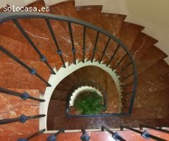 Amplio piso con vistas en pleno centro histórico (Santa Marina)